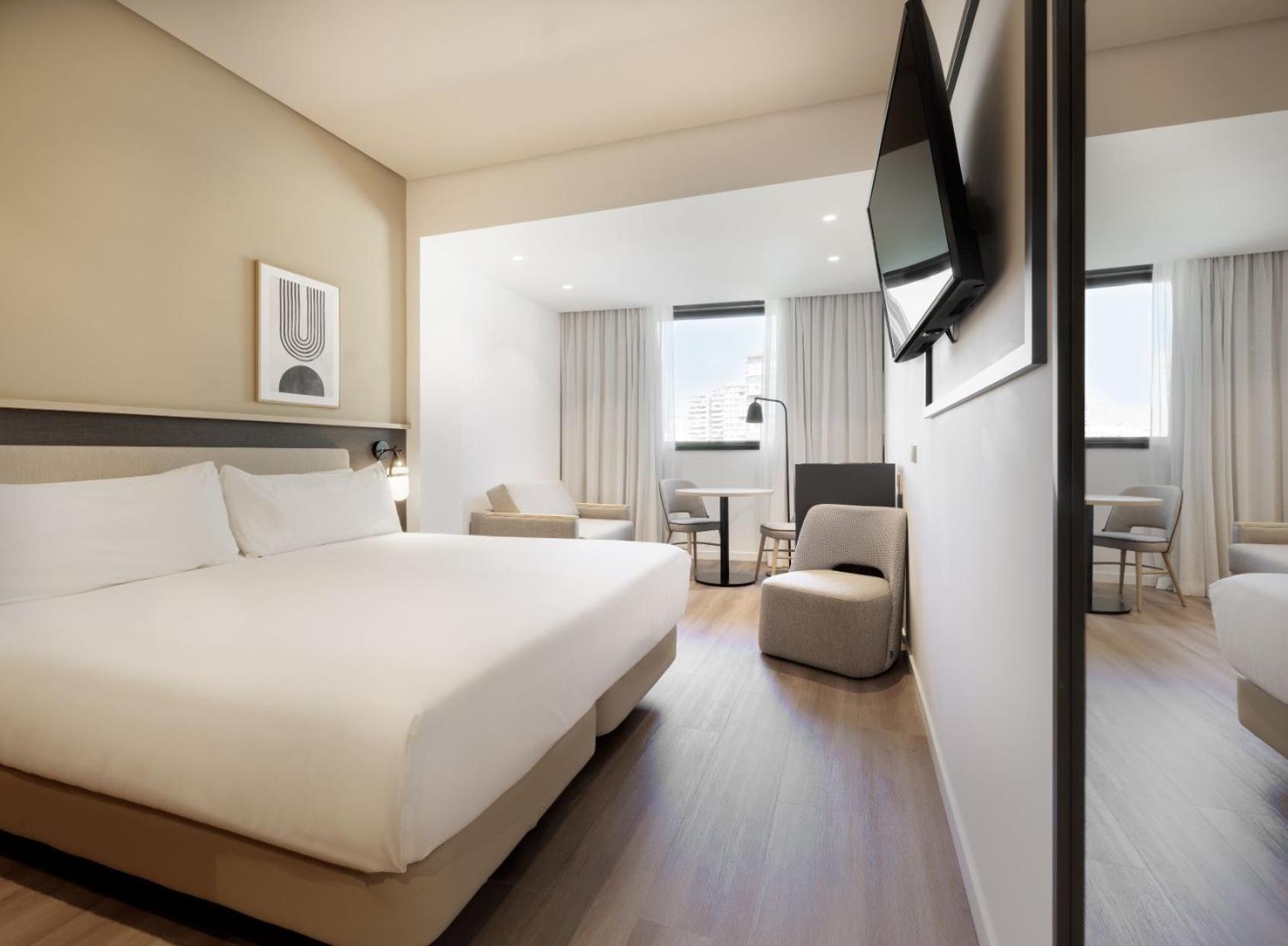 Hotel Málaga Alameda Centro Affiliated by Meliá Esterno foto