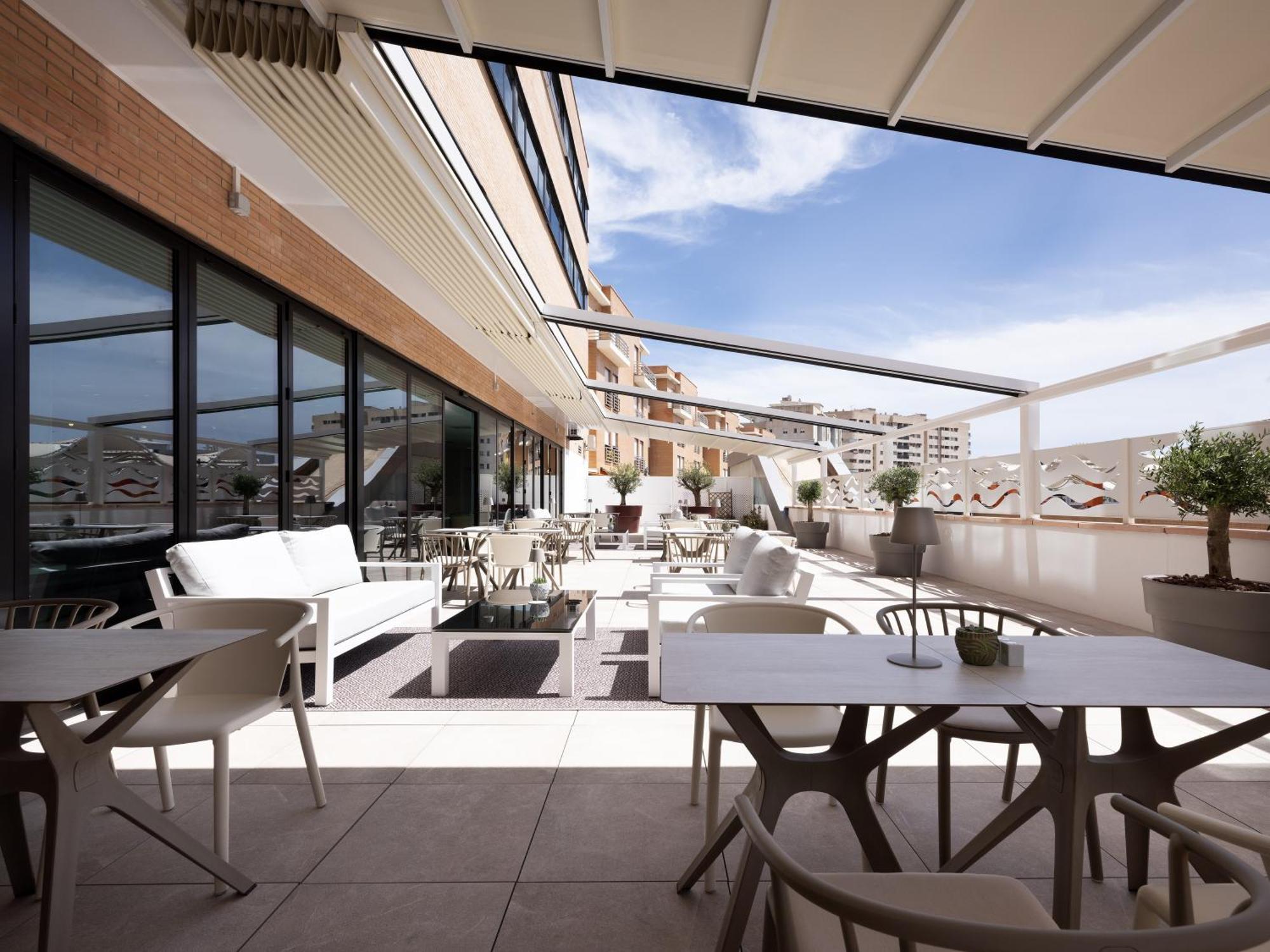Hotel Málaga Alameda Centro Affiliated by Meliá Esterno foto